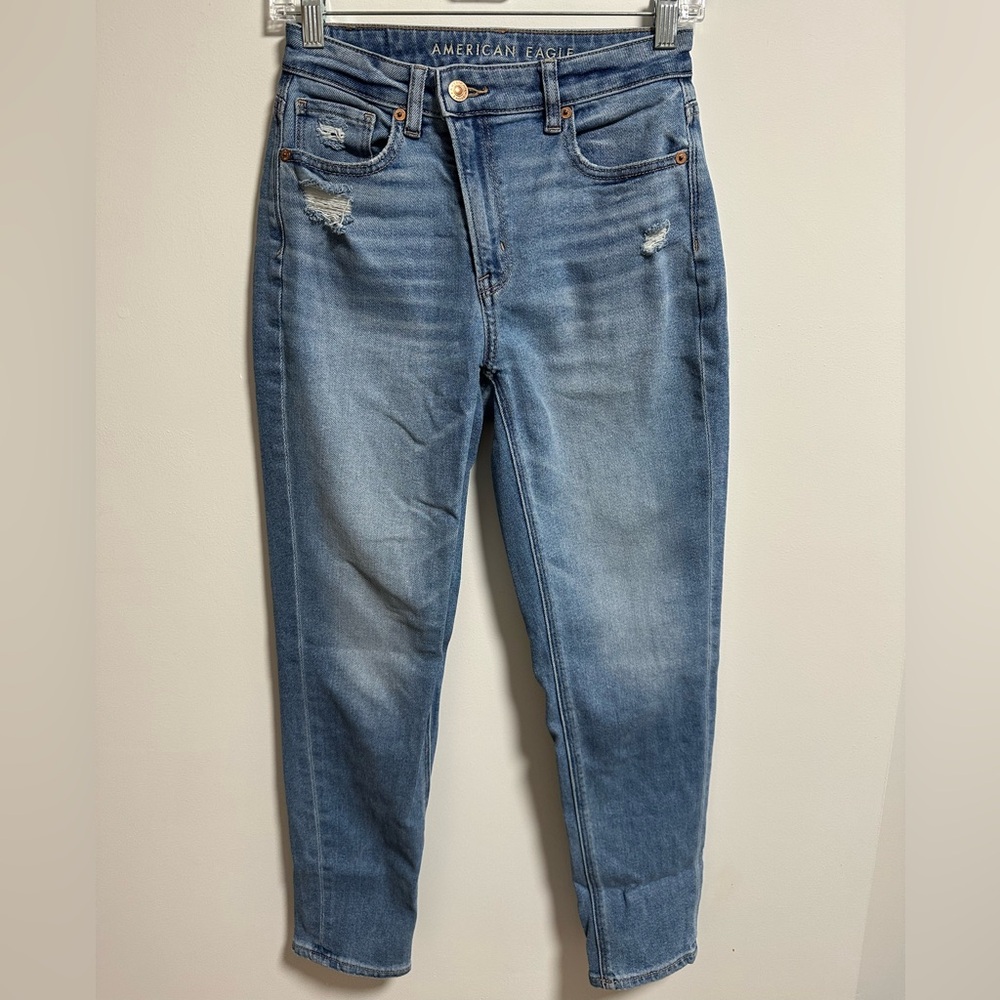 American Eagle Mom Jeans Blue Distressed